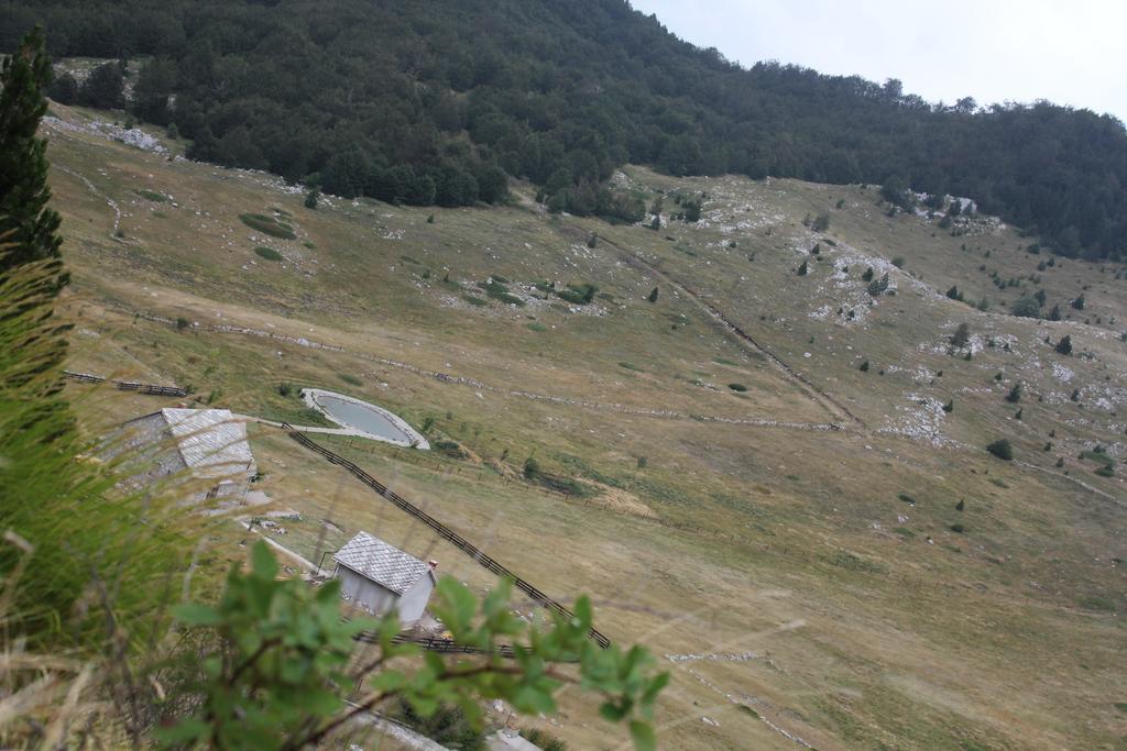 Вилла Mountain House Varda Ledenice Экстерьер фото