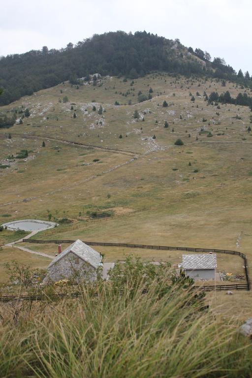 Вилла Mountain House Varda Ledenice Экстерьер фото